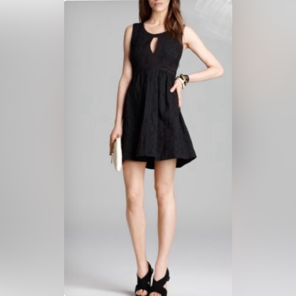 Juicy Couture Black Jacquard Mini Dress LBD, Keyhole Neckline Y2K Size 4.
